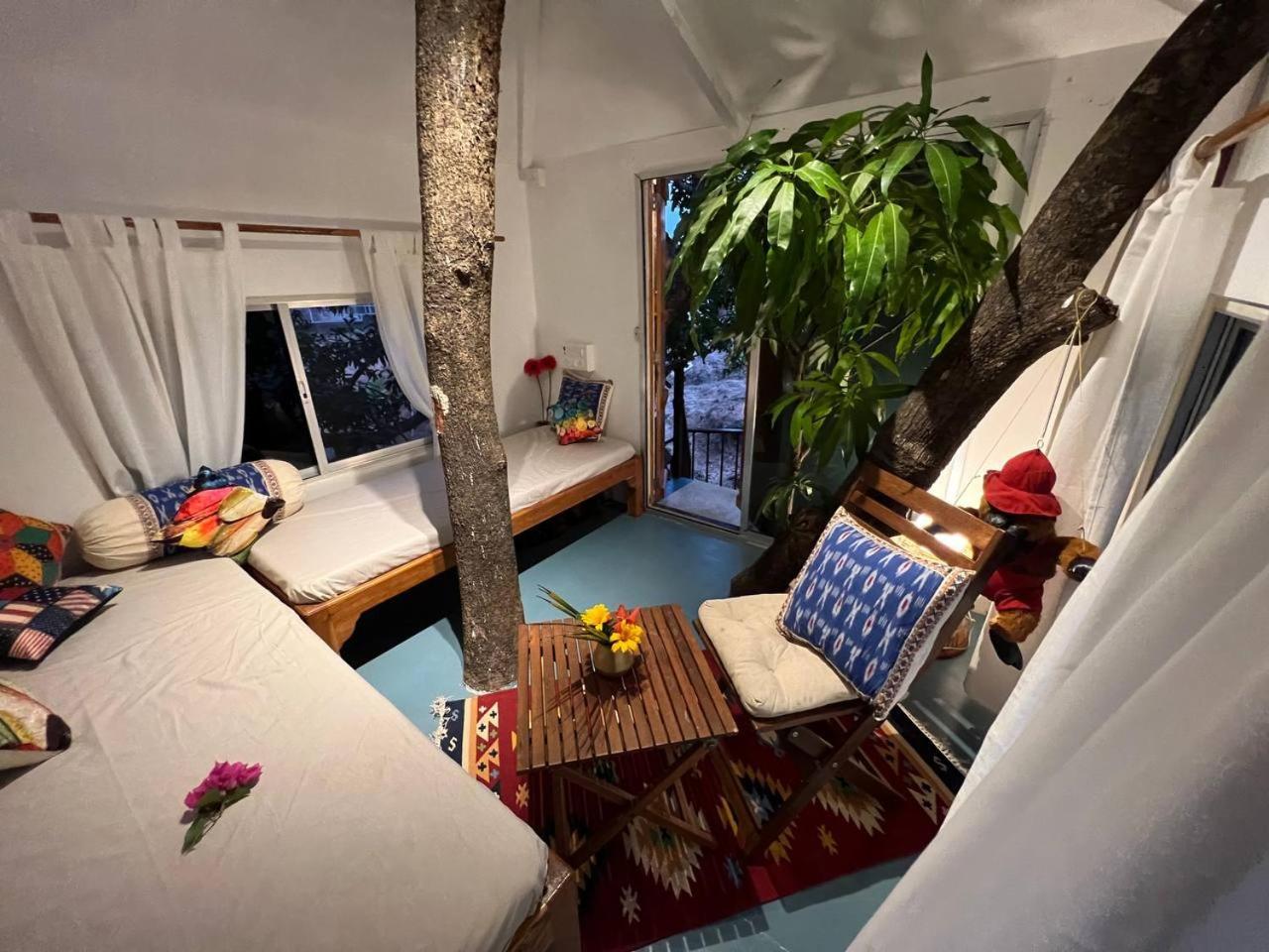 Villa Mars Jungle Adventure Stud Farm With Private Jacuzzi Narsinge Camera foto