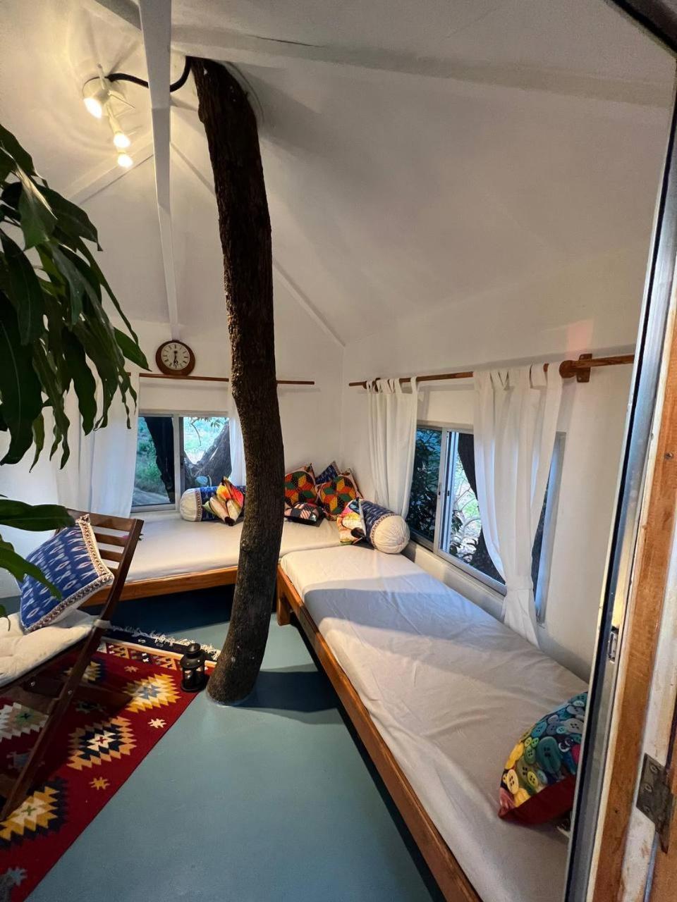 Villa Mars Jungle Adventure Stud Farm With Private Jacuzzi Narsinge Camera foto